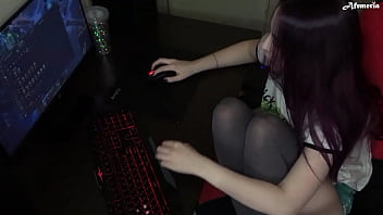 While Gamer Girl Plays Obedient Guy Fucks Her Big Dildo